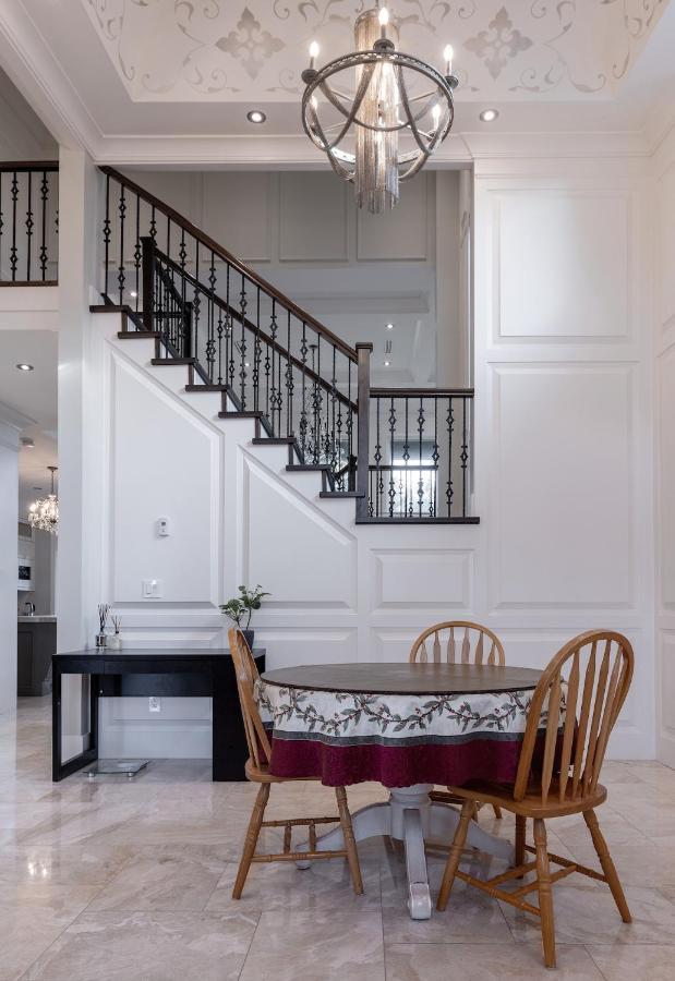 Luxurious Private Rooms In Richmond Exteriör bild